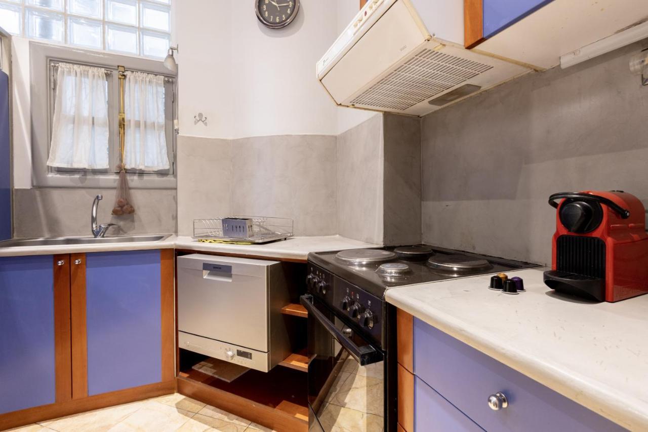 Ideal 4 Bdr Apartment In Plaka For 10! Atena Exterior foto