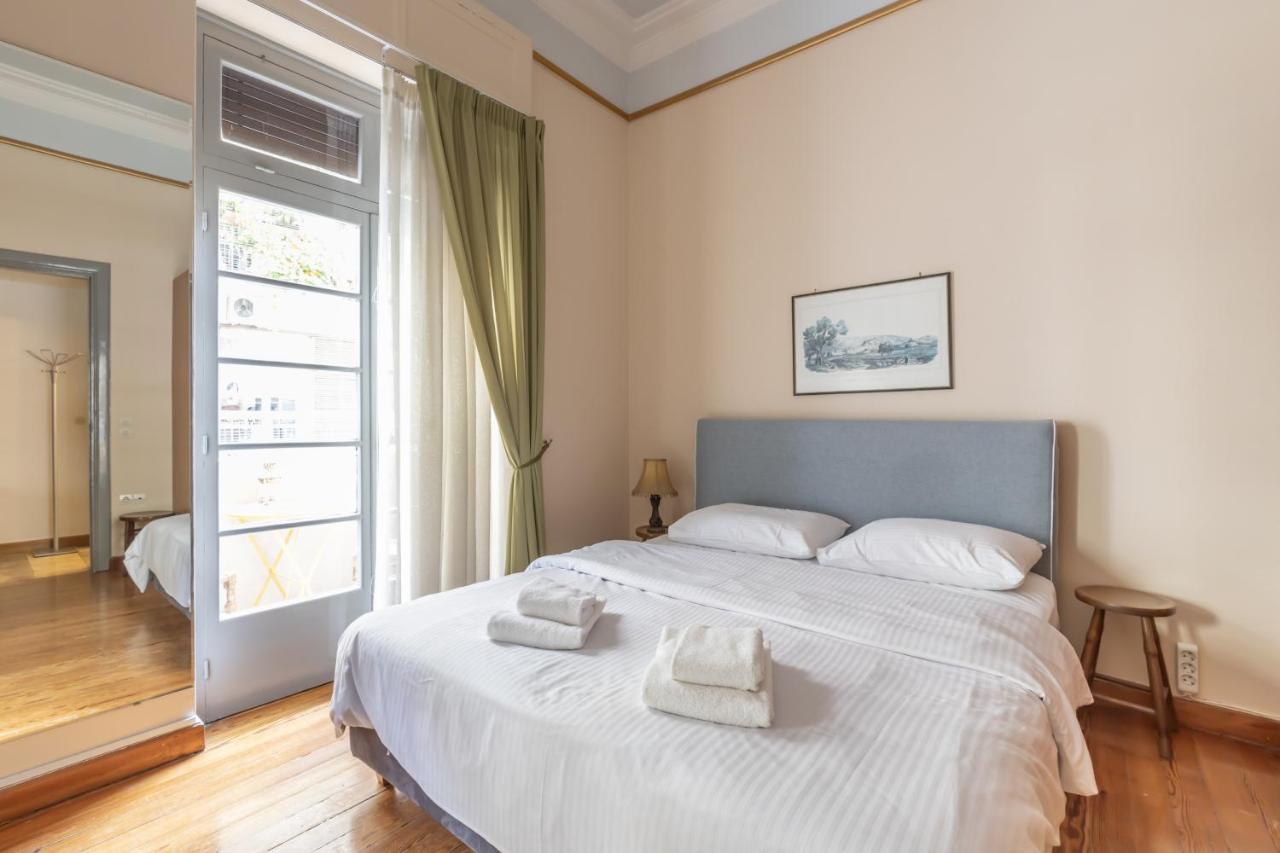 Ideal 4 Bdr Apartment In Plaka For 10! Atena Exterior foto