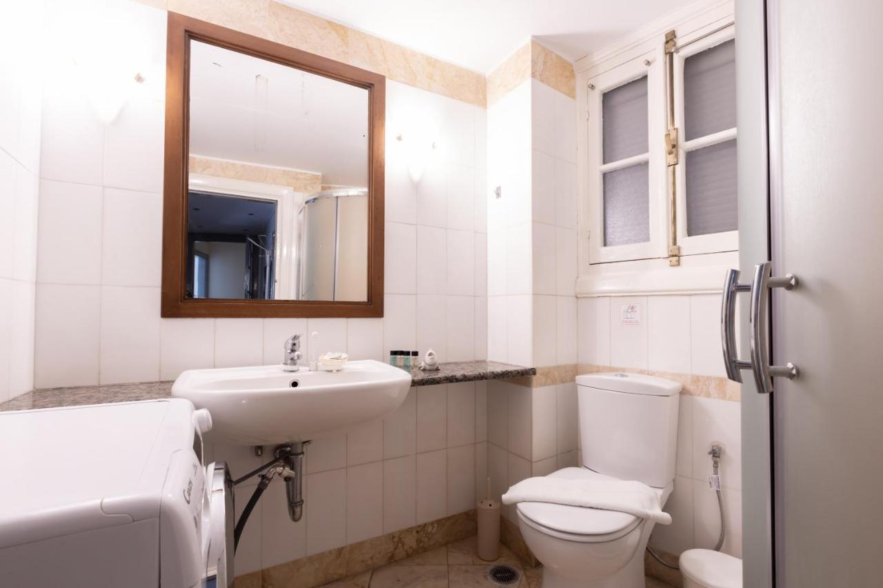 Ideal 4 Bdr Apartment In Plaka For 10! Atena Exterior foto