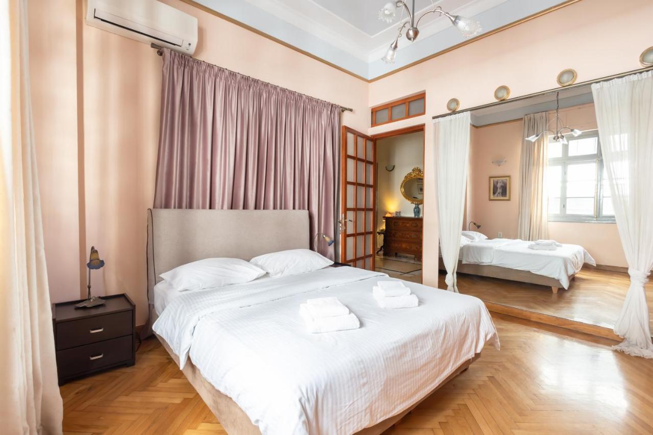 Ideal 4 Bdr Apartment In Plaka For 10! Atena Exterior foto